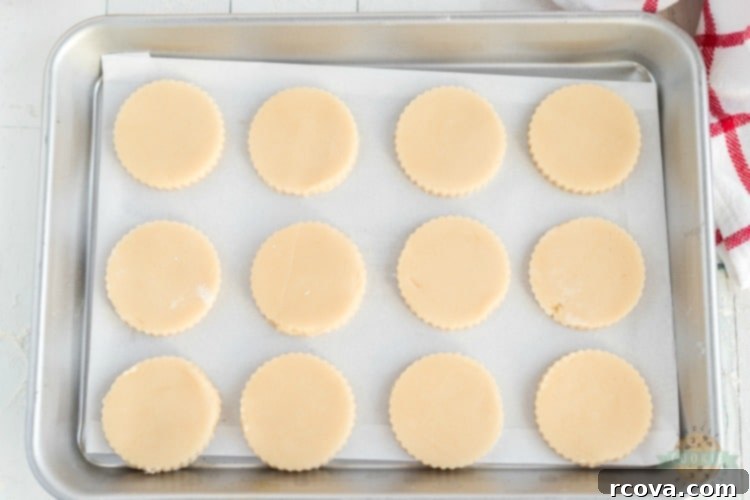 Strawberry Shortcake Dream Cookies 7 Freshly sliced strawberries, a vital topping for strawberry shortcake cookies.