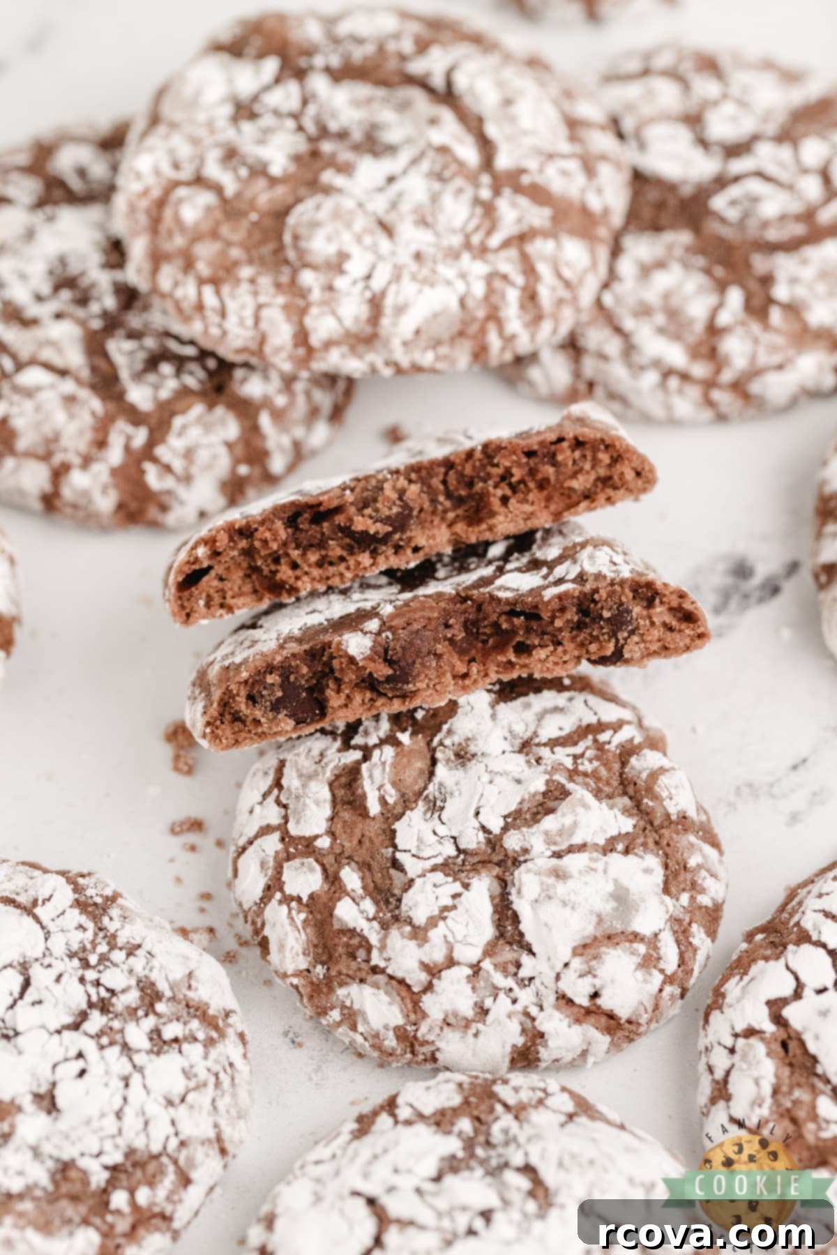 Fudgy Brownie Crinkles 10 Brownie Crinkle Cookies are rich, fudgy cookies that are rolled in powdered sugar. Made with a brownie mix, this delicious brownie cookie recipe is so easy to make!