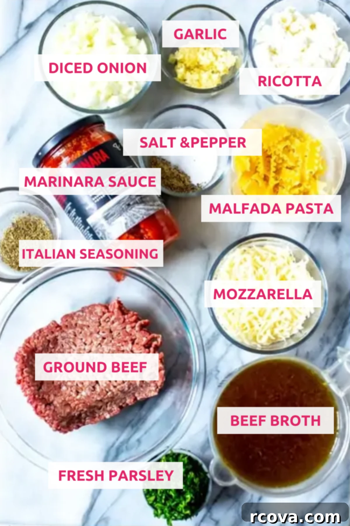 Efsane Lazanya Çorbası 4 Close-up of fresh lasagna soup ingredients including mafalda pasta, ground beef, marinara sauce, and cheeses, ready for cooking.