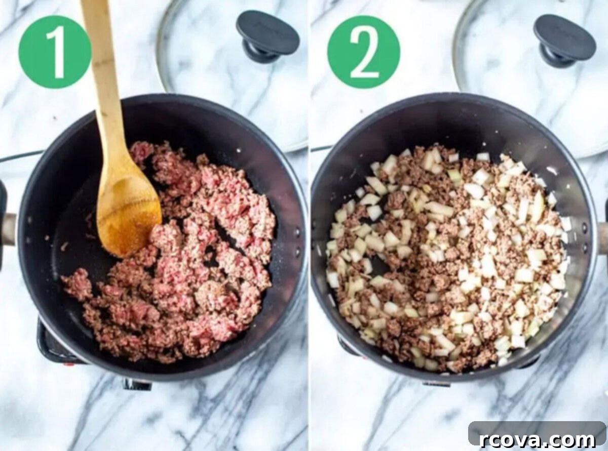 Efsane Lazanya Çorbası 5 Steps 1 and 2 for making one pot lasagna soup: Brown the ground beef in a large pot, then add and cook with diced onions and minced garlic until fragrant.