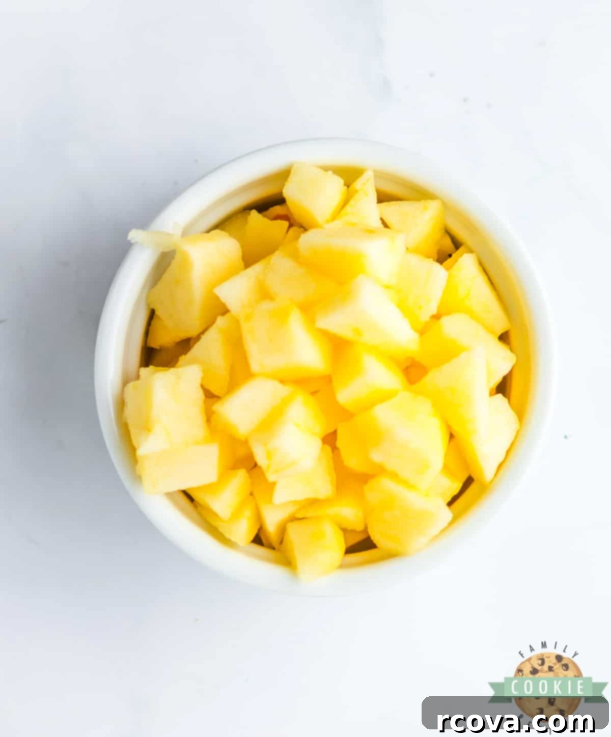 Tarçınlı Elma Dolgulu Kurabiyeler 10 Diced apples.
