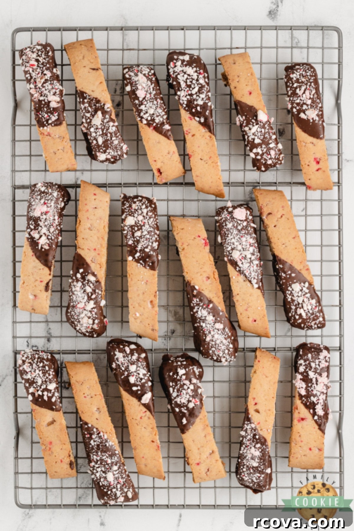 Arctic Mint Biscotti 14 Peppermint biscotti dipped in chocolate and topped with crushed peppermint.