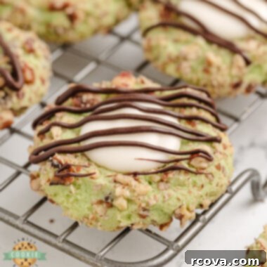 Pistachio Thumbprint Delights 6 Pistachio Thumbprint Cookies with a vanilla filling