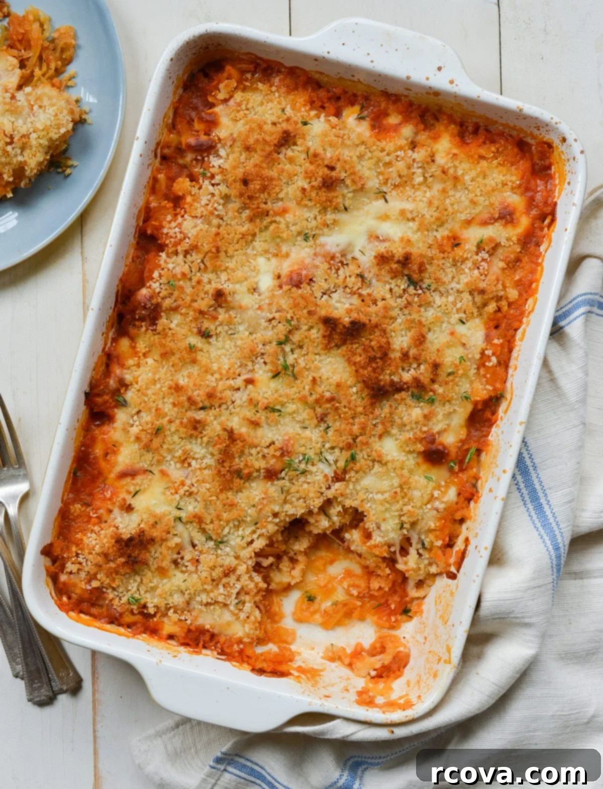Top 10 Spaghetti Squash Recipes 14 Cheesy Baked Spaghetti Squash with Marinara Sauce via Once Upon a Chef