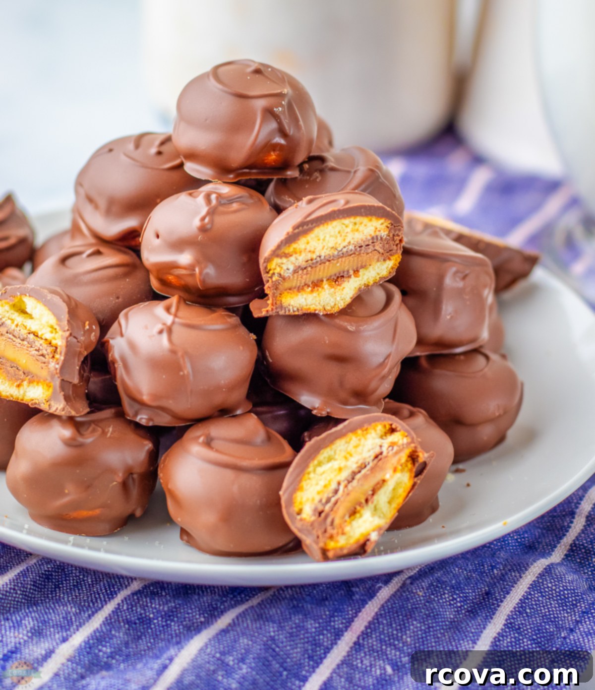 Twix Caramel Cookie Bites 4 twix cookie bites on a white plate
