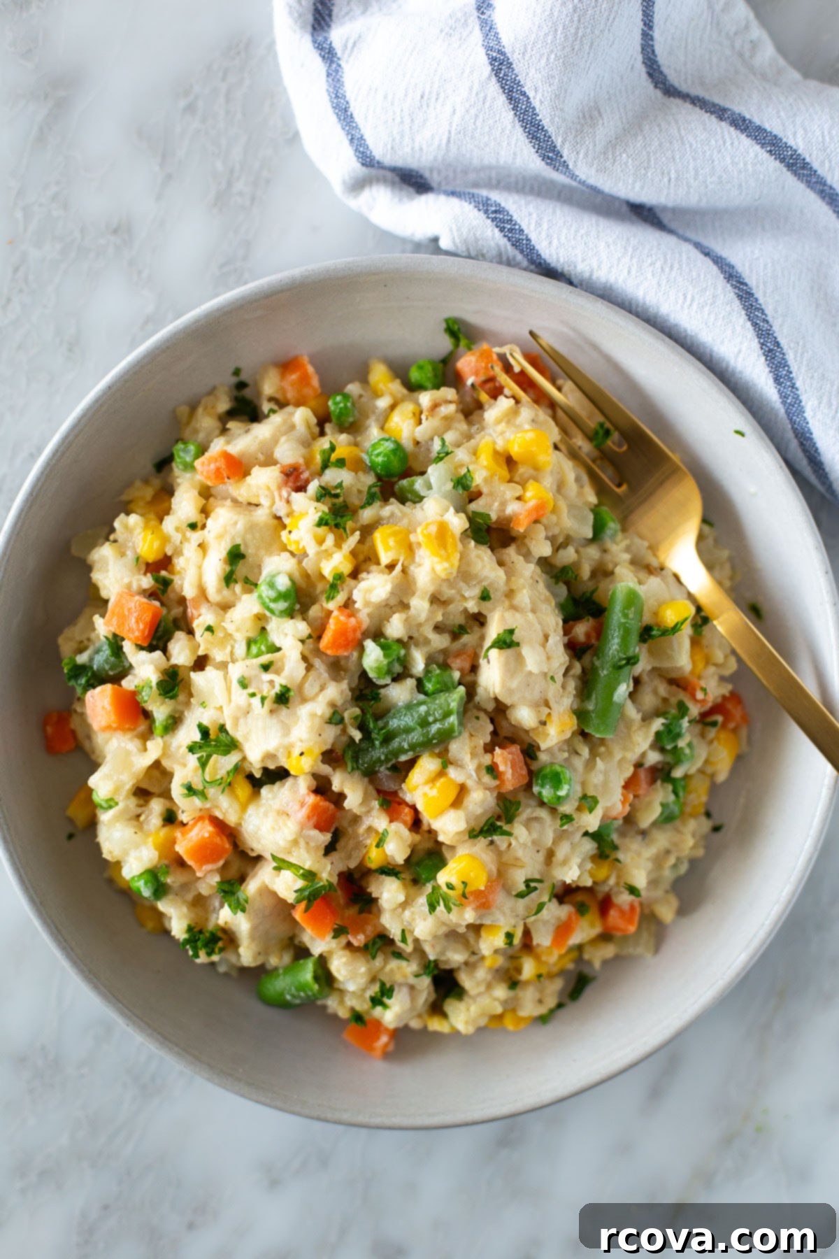 26 Easy and Healthy Pantry Dinners 19 Creamy crockpot chicken and rice in a bowl