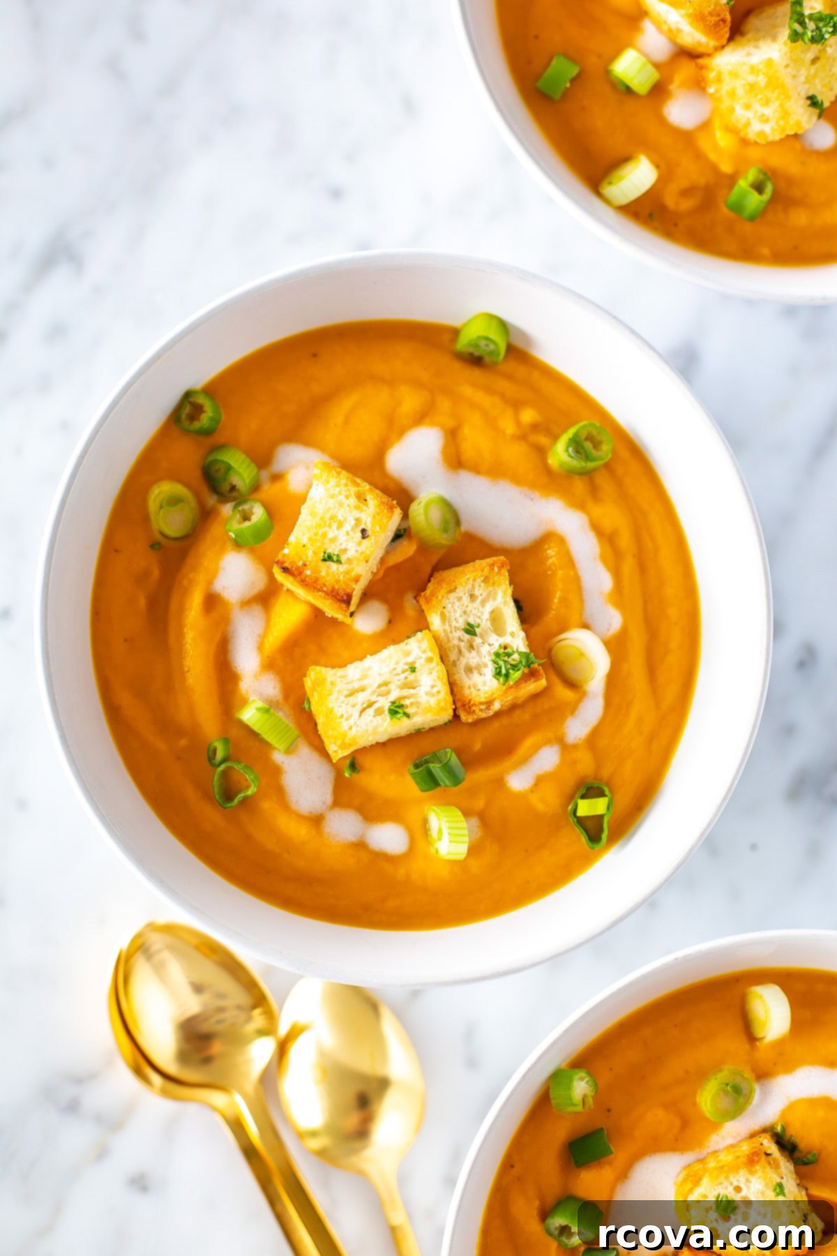 26 Easy and Healthy Pantry Dinners 23 A bowl of creamy coconut carrot soup.