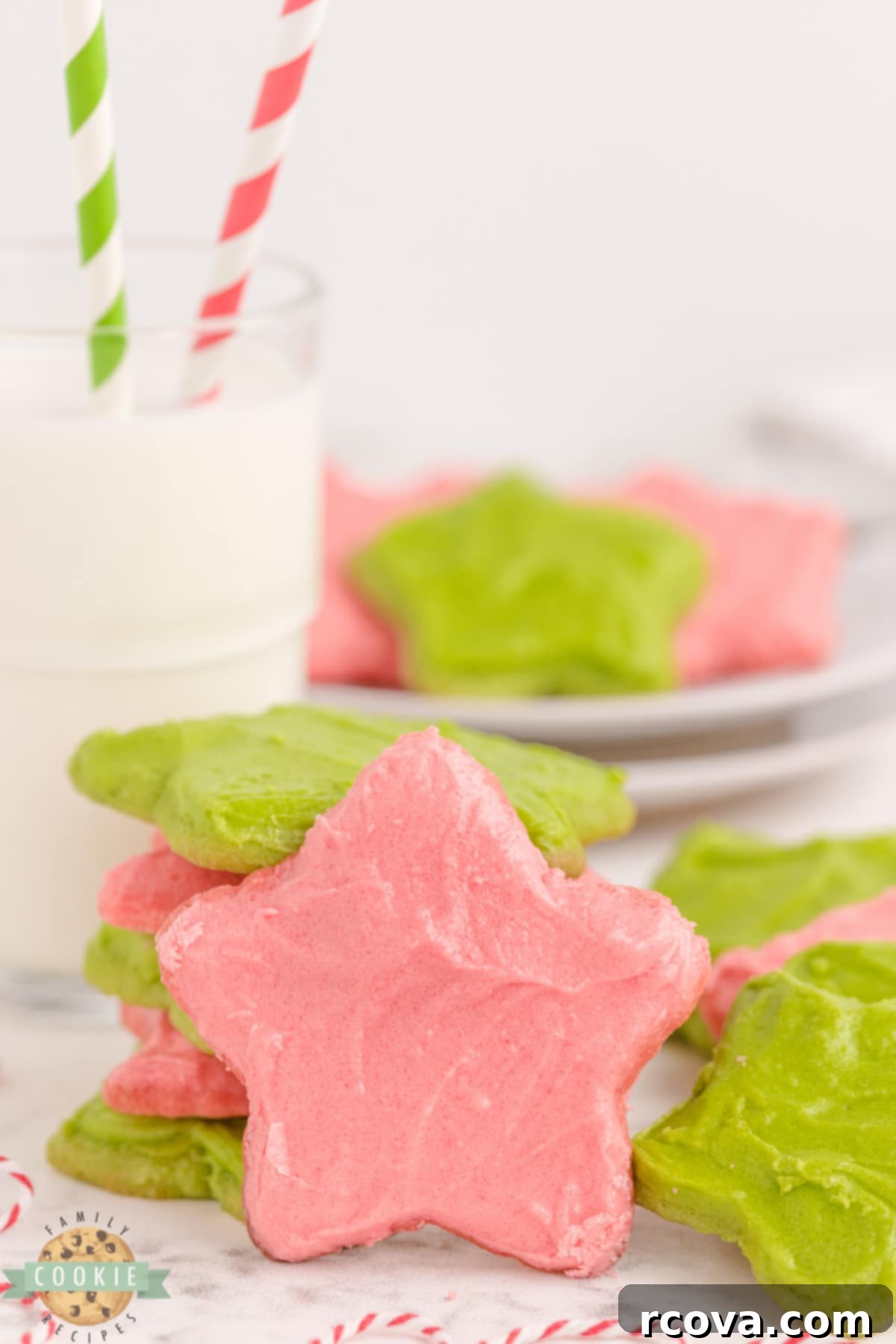 Jiggly & Jolly Christmas Sugar Cookies 8 Christmas Sugar Cookies made with red and green Jello